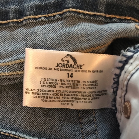 NWOT JORDACHE Premium Stretch Midi Shorts - Picture 10 of 12